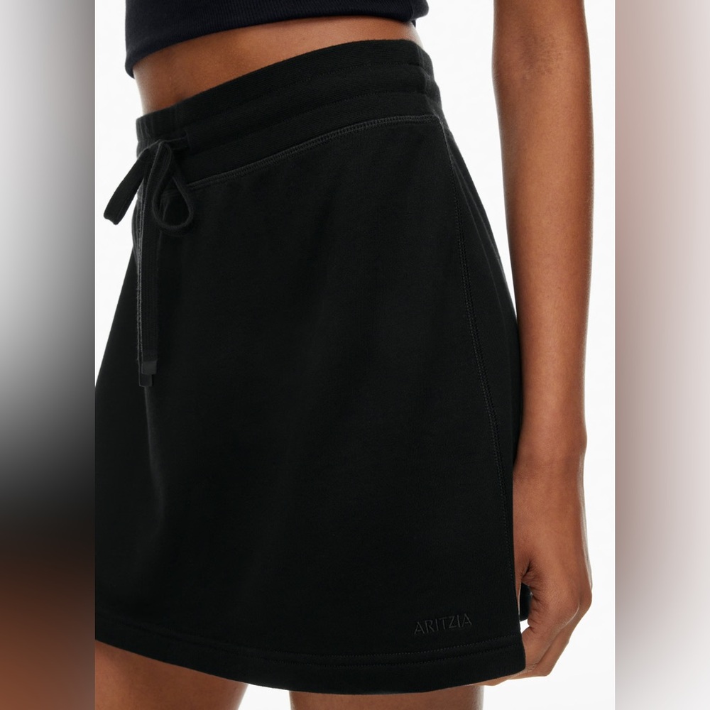 Aritzia Sweatfleece
Airy Terry Perfect Banded Micro Skirt - Picture 3 of 10